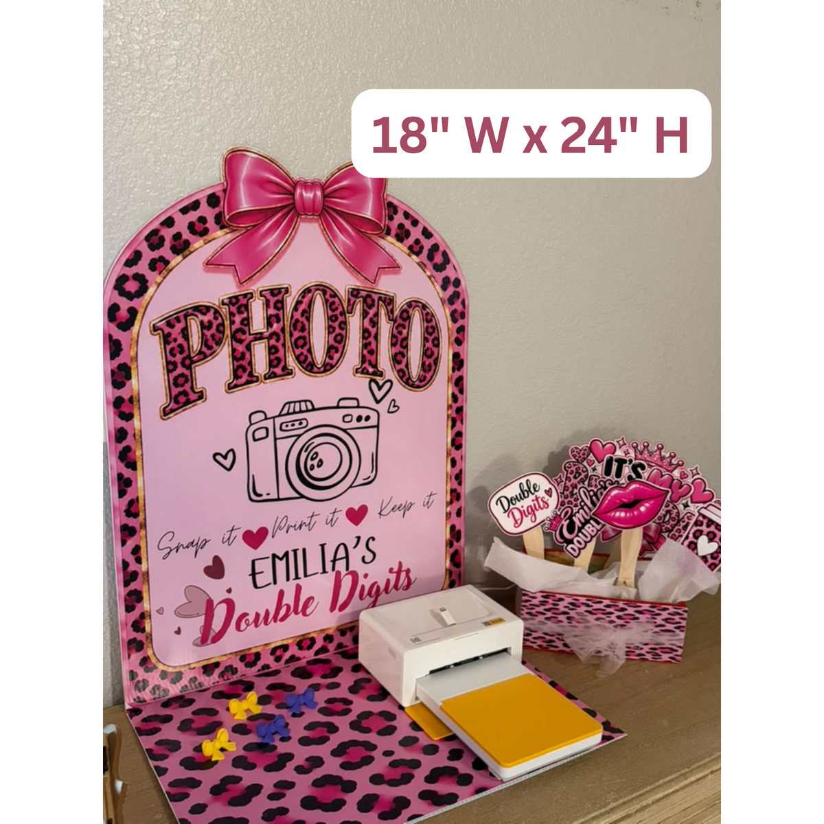 Custom Tabletop Backdrop with Base