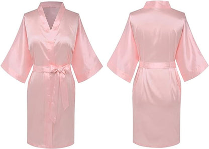 Mis Quince, Robes